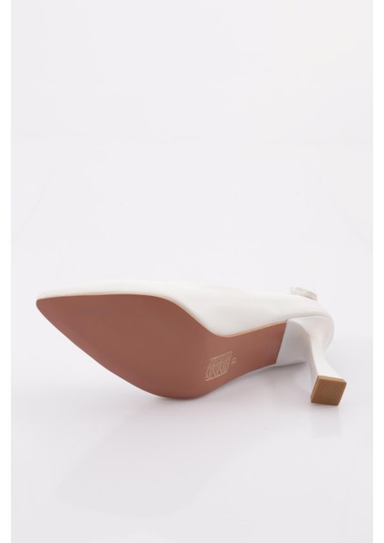 700 Kadin Sivri Burun Parmak Dekolteli Arka Fiyonklu Kadeh Topuk Ayakkabi indirimleri