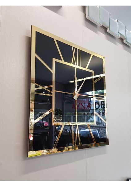 Golden Quare Black Model Altın Siyah Renk 60 Cm x 60 Cm Dekoratif Aynalı Duvar Saati fiyatları