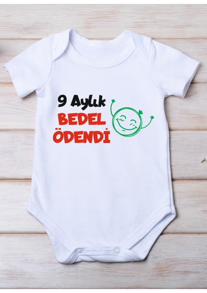 9 Aylık Bedel Ödendi Baskılı Pamuk Bebek Zıbını