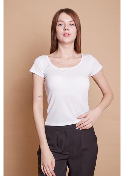 Likralı Krep Kumaş Balen Yaka Büzgülü Body Bluz-Krem fiyatları