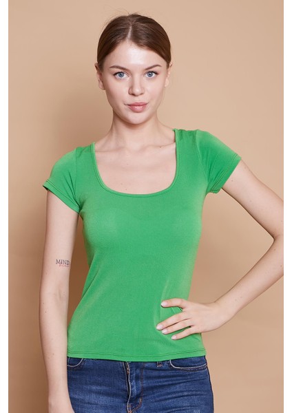 Likralı Krep Kumaş Balen Yaka Büzgülü Body Bluz-B.Yeşil