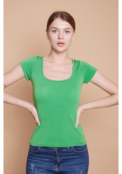 Likralı Krep Kumaş Balen Yaka Büzgülü Body Bluz-B.Yeşil fiyatları