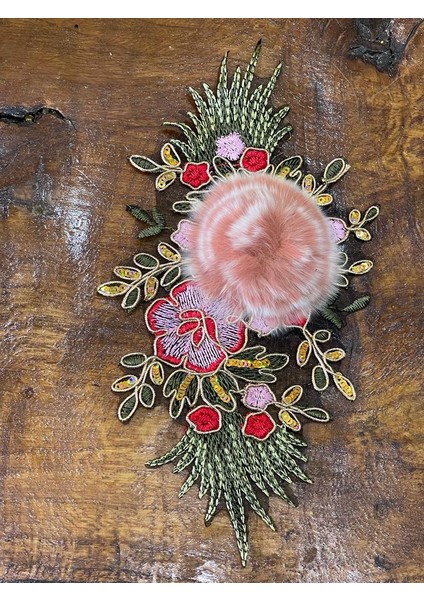 22X12 cm Nakış ve Payet Işlemeli Ponponlu Aplike Arma Dikiş Hobi Aksesuarı