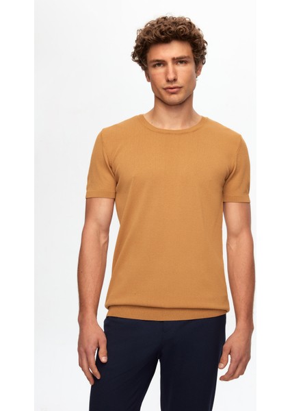 Slim Fit Camel Düz Örgü T-Shirt 0EF069421003M fiyatları