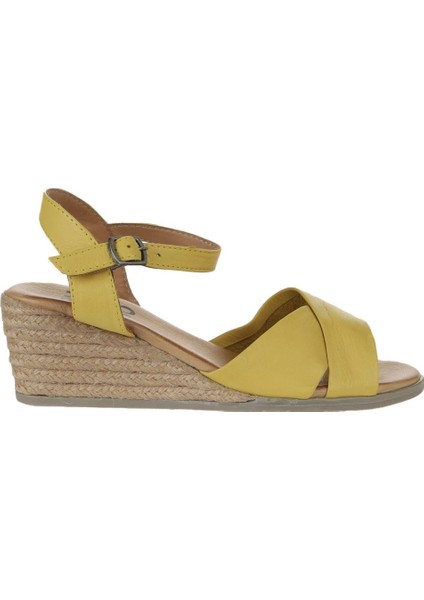 Sarı Deri Kadın Dolgu Topuklu Espadril Sandalet 01WS11100