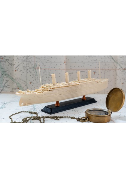 Titanic Standlı Biblo 26 cm (Büyük Boy)