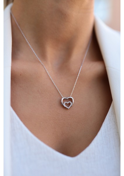 Swarovski Taşlı Kalpli Gümüş Kolye