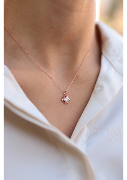 Zirkon Taşlı Gümüş Balık Kolye