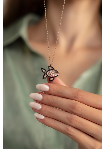 925 Ayar Gümüş Zirkon Taşlı Balık Kolye fiyatları