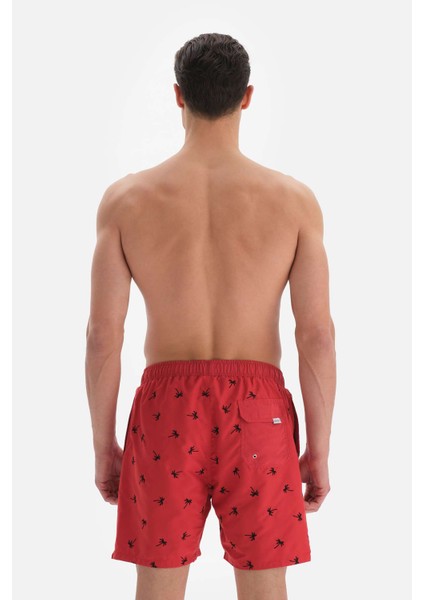 Kırmızı Palmiye Nakışlı Orta Şort fiyatları