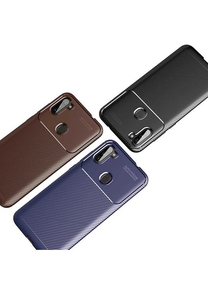 Samsung Galaxy A11 Kılıf Kamera Çıkıntılı Karbon Fiber Dokulu Renk Atmaz Koruyucu Kapak (Negro) indirimleri