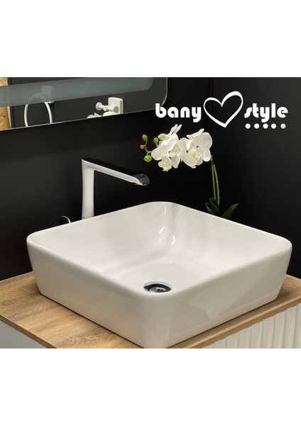 One Tezgah Üstü Çanak Kare Model Lavabo 46 x 46 Cm