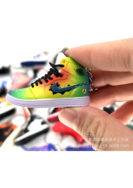 Iyi Kalite Figür Detaylı Anahtarlık - Beyaz (Yurt Dışından) modelleri