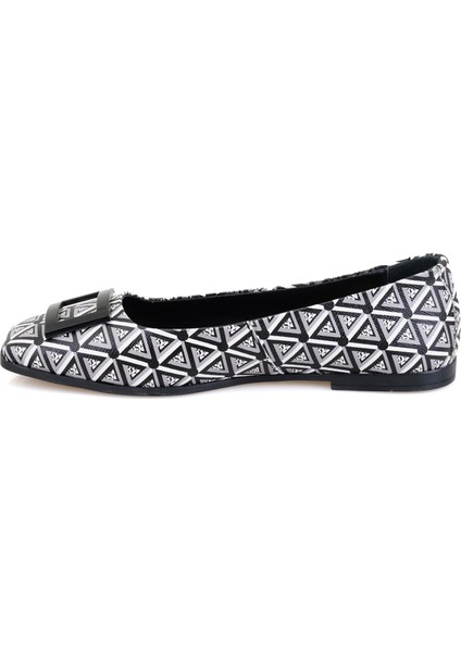 Maggie Siyah Kadın Monogram Babet