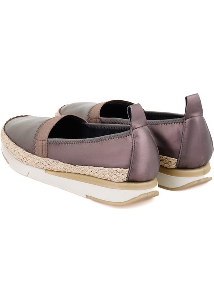 Abbie Platin Kadın Aerocomfort Günlük Deri Ayakkabı indirimleri