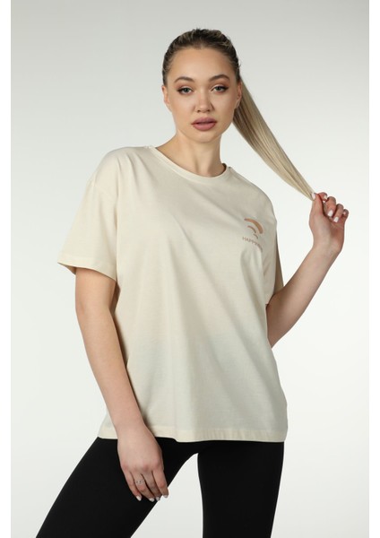 Kadın Ön ve Sırt Baskılı Kısa Kollu Bisiklet Yaka Oversıze Oversıze Tişört Bej modelleri