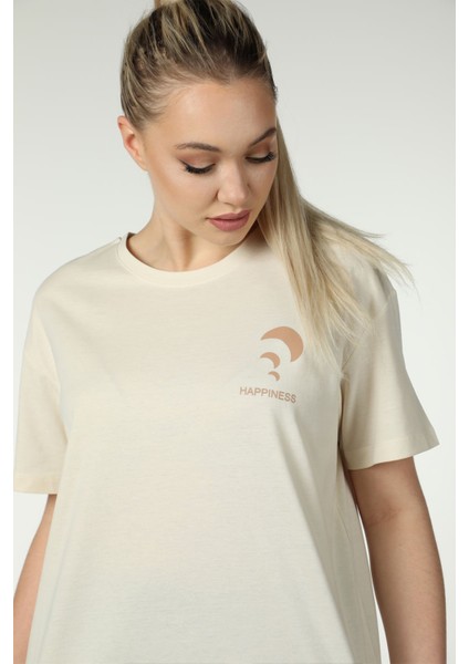 Kadın Ön ve Sırt Baskılı Kısa Kollu Bisiklet Yaka Oversıze Oversıze Tişört Bej fırsatları