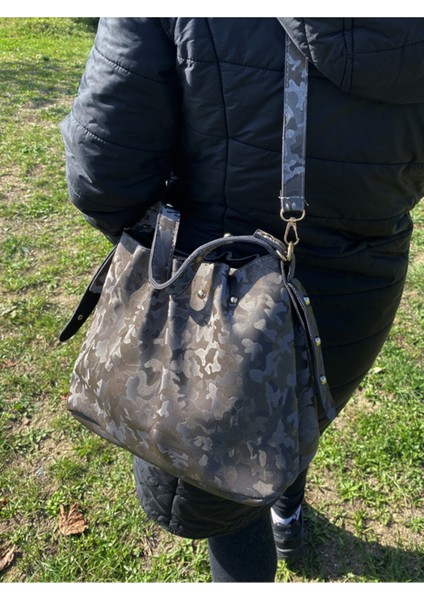 Beyhan Bayhan Kadın Büzgü Görünümlü El ve Omuz Çantası Gri fiyatları