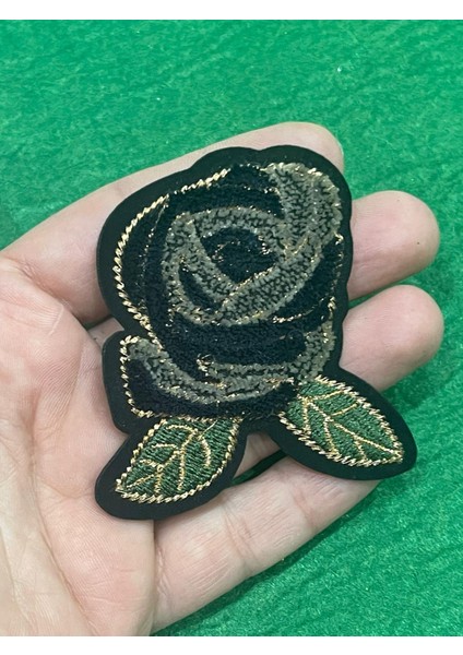 7x6 cm Ütü Ile Yapışan Varaklı Siyah Yeşil Kabartma Gül Aplike Hobi Dikiş Aksesuarı