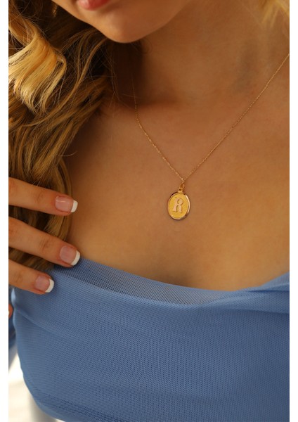 Kadın 14 Ayar Altın Harf Kolye Nostaljik Oval R Harfi Altın Kolye Zincirli 42 cm fiyatları