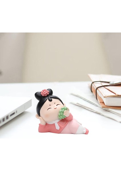 Yaratıcı Reçine Araba Süslü Kız Dekorasyonu 7X4X5.5CM (Yurt Dışından) indirimleri