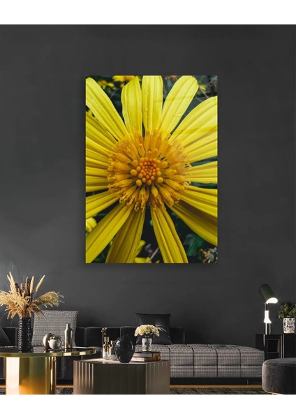 Makro Sarı Çiçek Dikey Cam Tablo