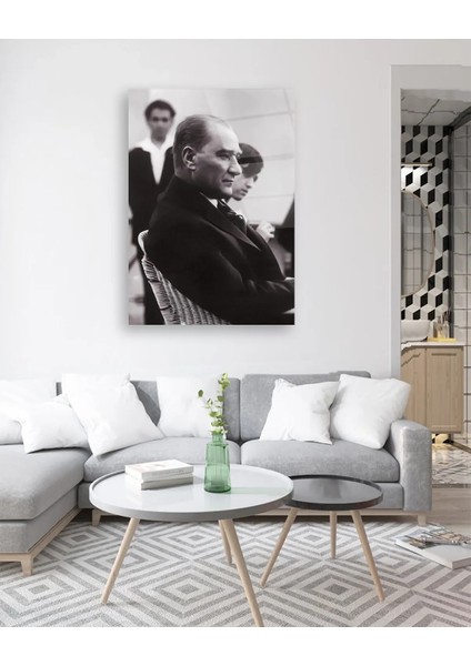 Siyah Beyaz Atatürk Dikey Cam Tablo indirimleri