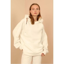 Aradım Taradım Petek Kumaş Uzun Kol Kapüşonlu Fermuar Detaylı Kadın Sweatshirt-Ekru