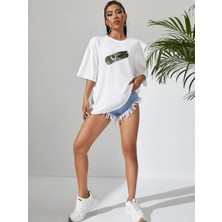 DAXİS Sportwear Company Kadın Uzaylı Baskılı Oversize Tshirt Daxis Sportwear Company