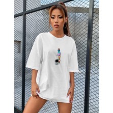 DAXİS Sportwear Company Gezegenler Baskılı Kadın  Oversize Tshirt-Daxis Sportwear Company