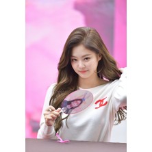 Jennie Blackpink Defter 1 Adet Özel Tasarım A4 Boyutu 21*29 cm  Telli Çizgisiz Büyük Boy defter
