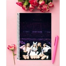 Blackpink Defter 1 Adet Özel Tasarım A4 Boyutu 21*29 cm Telli Kareli Büyük Boy Defter
