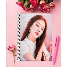 Jisoo Blackpink  Defter 1 Adet Özel Tasarım A4 Boyutu 21*29 cm  Telli Çizgili Büyük Boy defter