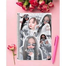 Anime And Your World Blackpink Defter 1 Adet Özel Tasarım A4 Boyutu 21*29 cm  Telli Çizgisiz Büyük Boy defter