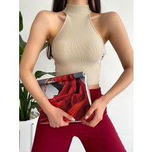 Kadın Ottoman Halter Yaka Likralı Örme Crop Bluz Bej