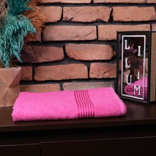 Sef Tekstil Bordürlü 70 x 140 cm Banyo Havlusu    Pamuklu