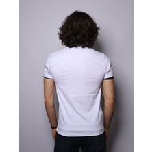 Eliesar Elite Beyaz Renk Ön Baskılı Arka Düz Hafif Likralı T-Shirt
