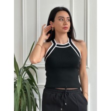 Arzu Emiroğlu Siyah Halter Yaka Atlet