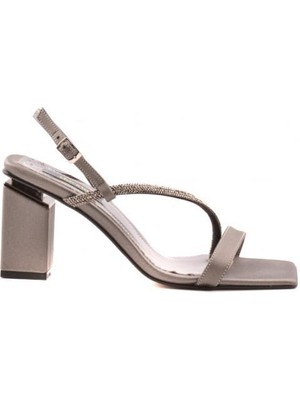 Derinet Kadın Bantlı Taşlı Topuklu Ayakkabı