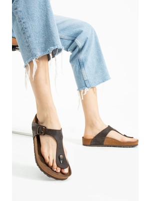 Friend & Trend Kadın Kahverengi Anatomik Parmak Arası Terlik FT160