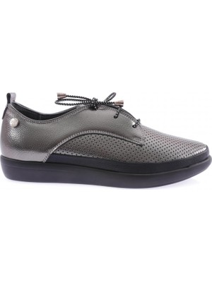 DGN 4166-23Y Kadin Ince Bağcikli Lazer Baskili Ayakkabi