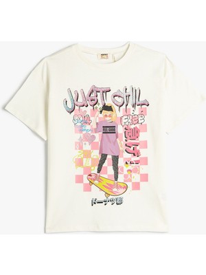 Koton Tişört Anime Baskılı Arkası Yırtmaç Detaylı Kısa Kollu Bisiklet Yaka