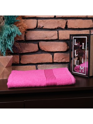 Sef Tekstil Bordürlü 70 x 140 cm Banyo Havlusu    Pamuklu
