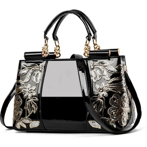 2023 Avrupa ve Amerika Birleşik Devletleri Popüler Rugan Parlak Kadın Çantası Atmosferik Çanta Büyük Kapasiteli Kadın Omuz Askılı Çanta Nakış Çantası High-End Lüks (Yurt Dışından)