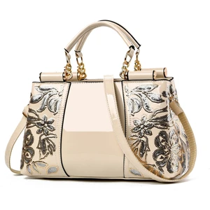 2023 Avrupa ve Amerika Birleşik Devletleri Popüler Rugan Parlak Kadın Çantası Atmosferik Çanta Büyük Kapasiteli Kadın Omuz Askılı Çanta Nakış Çantası High-End Lüks (Yurt Dışından)