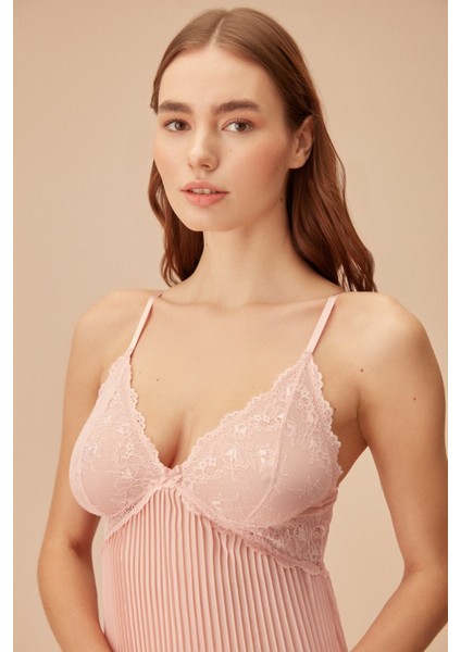 New Romantic Bride Gecelik fiyatları