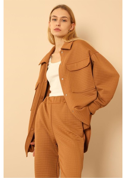 Kapitone Kumaş Çıtçıt Detaylı Kadın Gömlek-Camel fırsatları