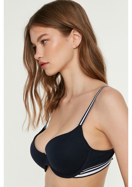 Kadın Desteksiz B Cup Sütyen modelleri