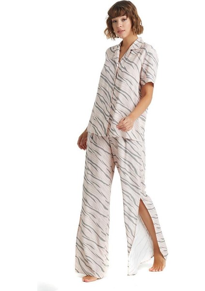 Kadın Gömlek Yaka Zebra Desen Pijama Takımı 5C1T0N18
