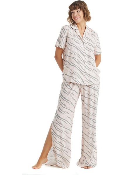 Kadın Gömlek Yaka Zebra Desen Pijama Takımı 5C1T0N18